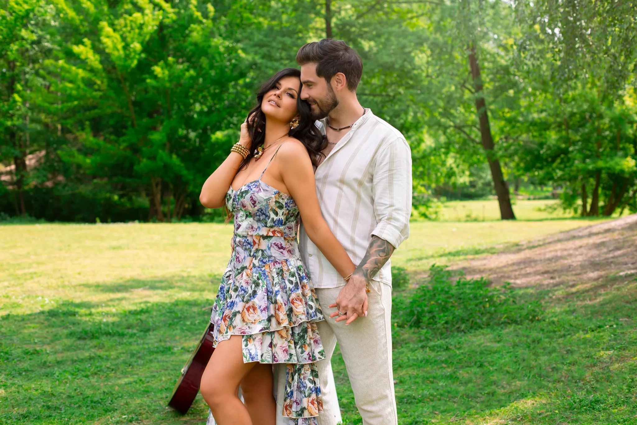 Czy to najpiękniejsza gwiazda disco polo? Zmysłowa Iness zachwyca w zwiewnej stylizacji

